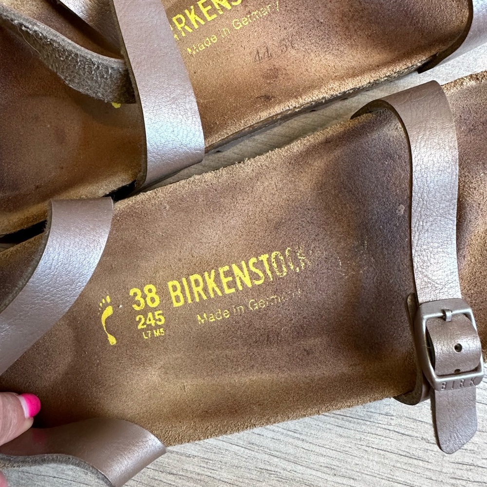 Birkenstock Yara metallic bronze sandal. Like new. Sz 38